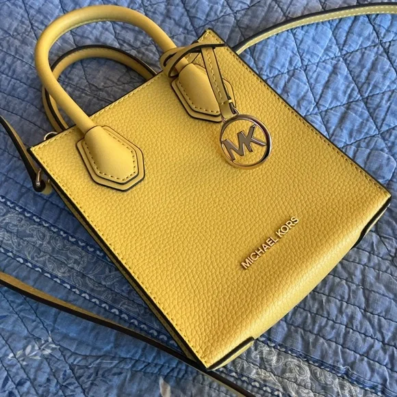 Michael Kors Vibrant Yellow Mini Bag NWOT - Picture 1 of 6